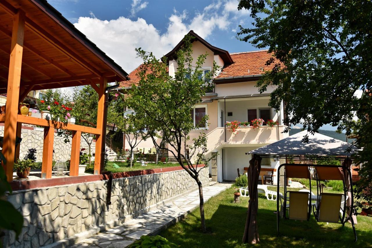 Saint Maria Guest House Velingrad Eksteriør billede