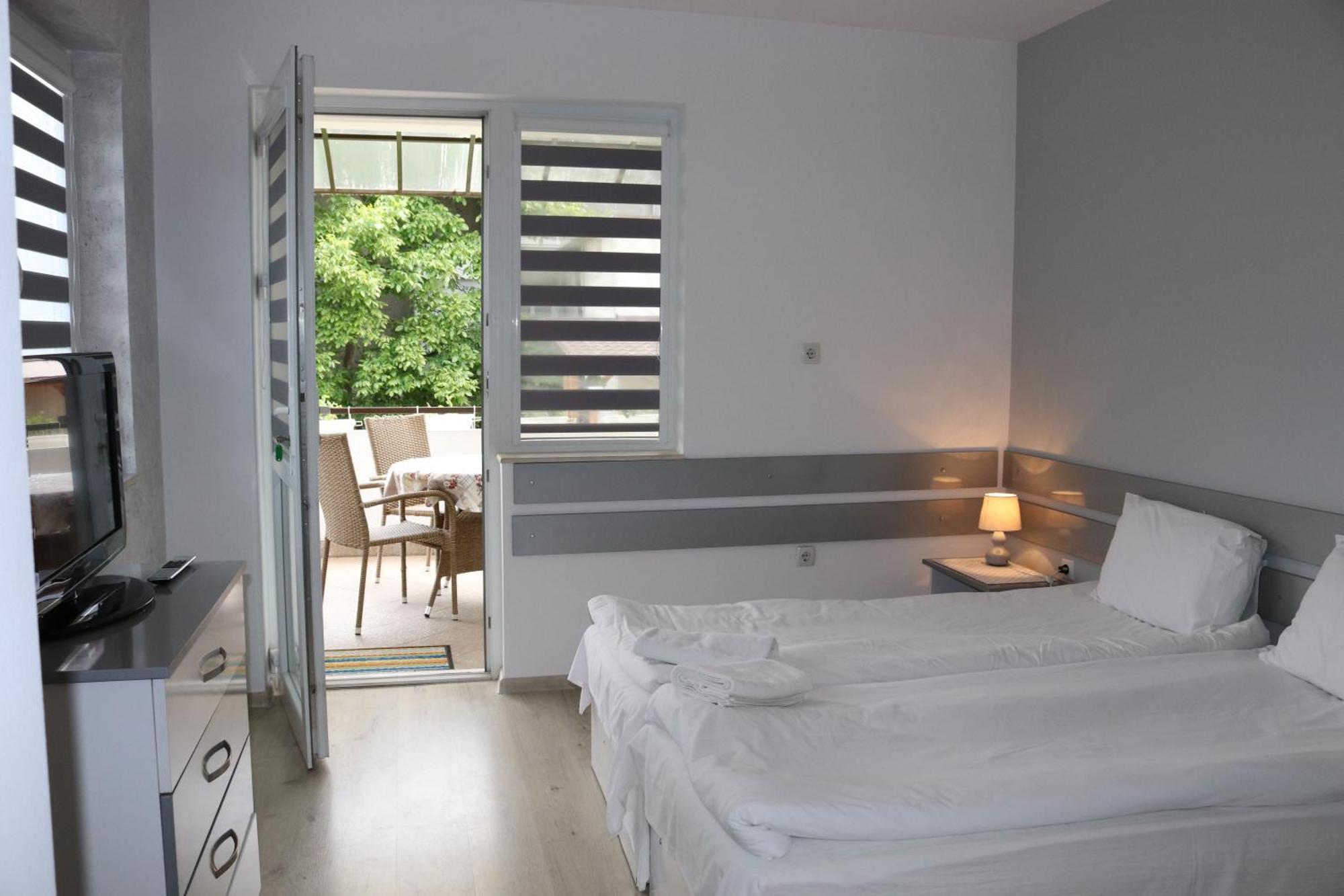 Saint Maria Guest House Velingrad Eksteriør billede